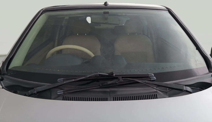 2017 Mahindra E20 Plus P4, Electric, Automatic, 36,737 km, Front Windshield