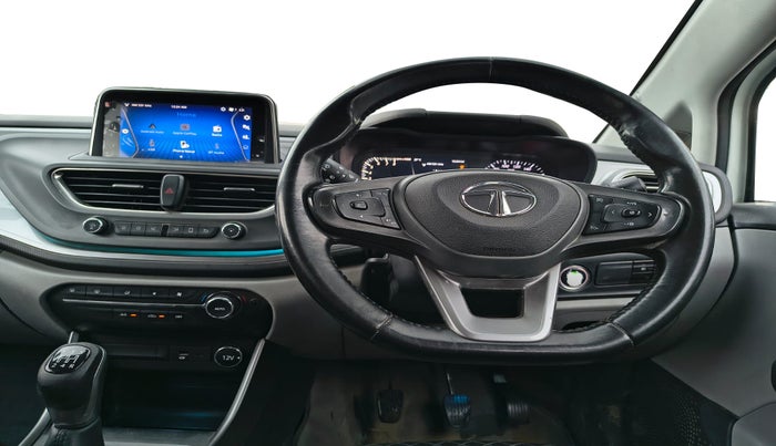 2020 Tata ALTROZ XZ PETROL, Petrol, Manual, 75,888 km, Steering Wheel Close Up