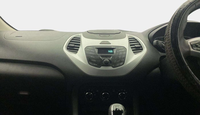 2016 Ford New Figo TREND 1.2 PETROL, Petrol, Manual, 1,20,395 km, Air Conditioner