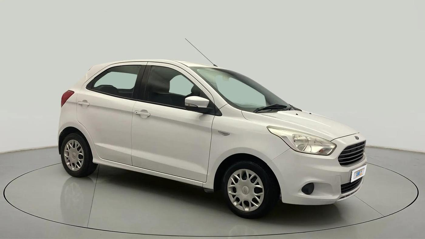 2016 Ford New Figo TREND 1.2 PETROL, Petrol, Manual, 1,20,395 km, SRP