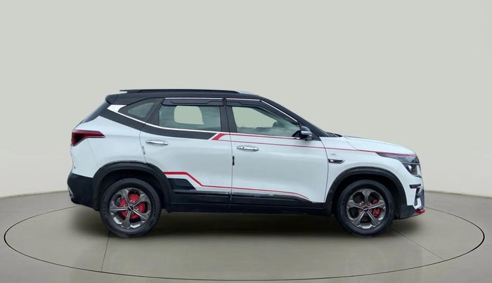 2021 KIA SELTOS HTK PLUS 1.5 IMT, Petrol, Manual, 24,685 km, Right Side View