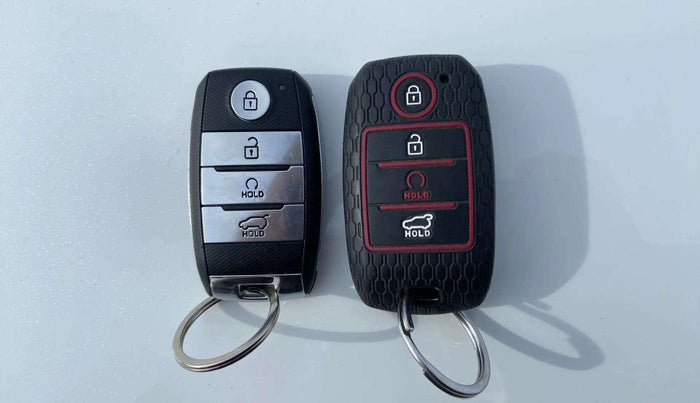 2021 KIA SELTOS HTK PLUS 1.5 IMT, Petrol, Manual, 24,685 km, Key Close Up