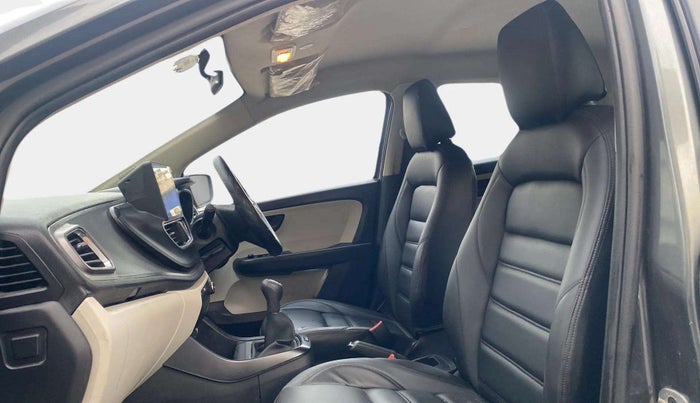 2022 Tata ALTROZ XM PLUS PETROL, Petrol, Manual, 52,760 km, Right Side Front Door Cabin