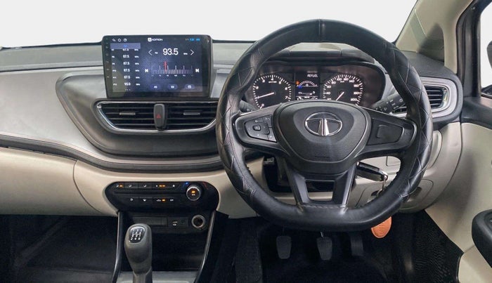 2022 Tata ALTROZ XM PLUS PETROL, Petrol, Manual, 52,760 km, Steering Wheel Close Up