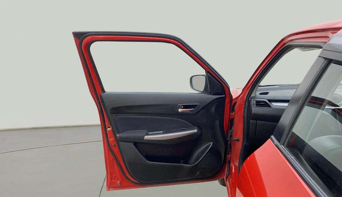 2022 Maruti Swift ZXI, Petrol, Manual, 39,775 km, LHS Front Door