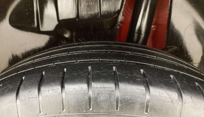 2022 Maruti Swift ZXI, Petrol, Manual, 39,775 km, Left Rear Tyre Tread