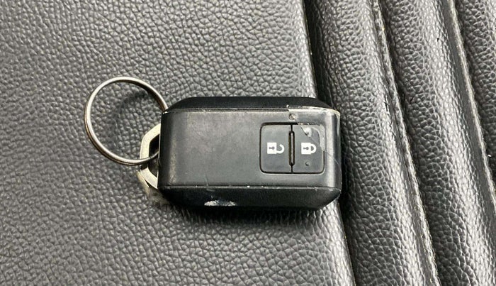 2022 Maruti Swift ZXI, Petrol, Manual, 39,775 km, Key Close Up