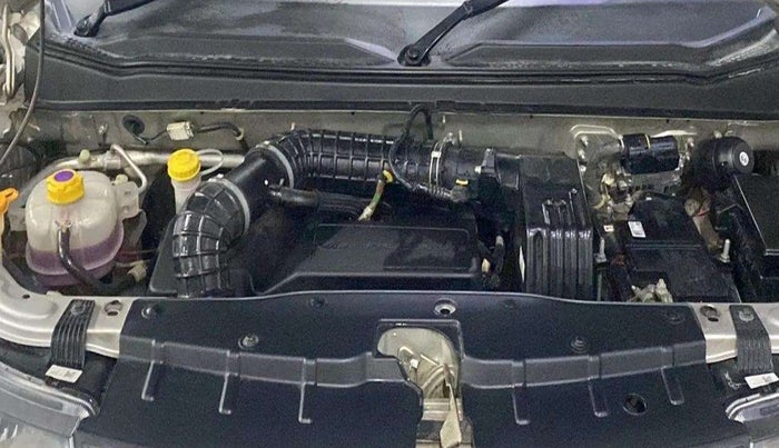 2018 Mahindra KUV 100 NXT K2 D 6S, Diesel, Manual, 25,489 km, Engine View