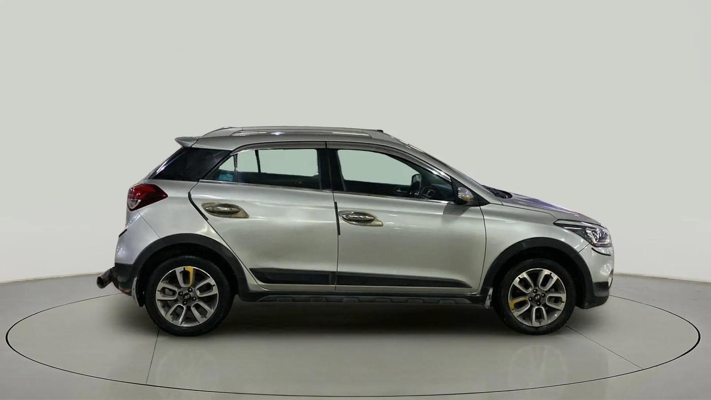 2015 Hyundai i20 Active 1.4 S, Diesel, Manual, 67,386 km, Right Side View