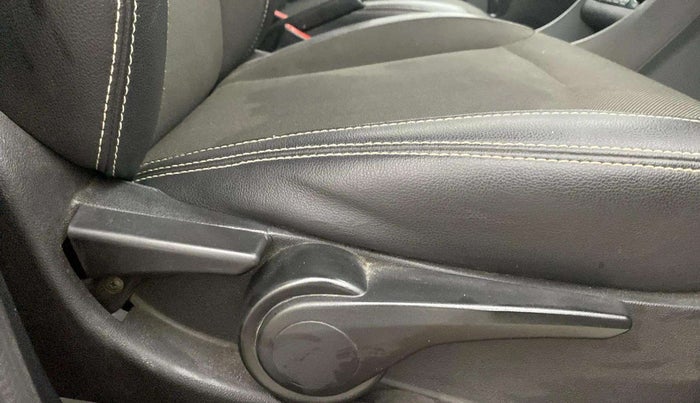 2019 Tata TIGOR XZA PLUS PETROL, Petrol, Automatic, 69,071 km, Driver Side Adjustment Panel