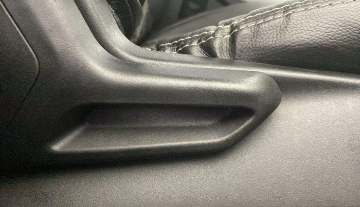 2021 Tata NEXON XE PETROL, Petrol, Manual, 27,531 km, Driver Side Adjustment Panel
