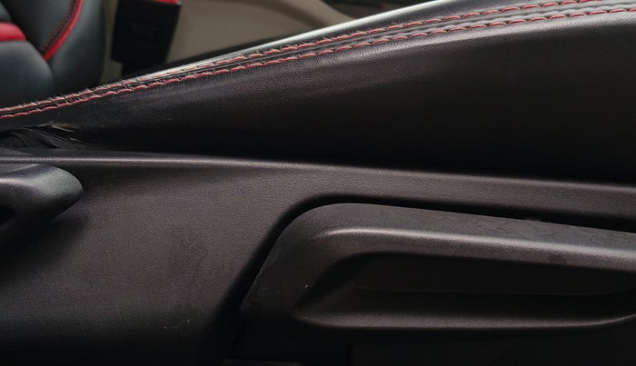 2022 Tata NEXON XZ PLUS (HS) PETROL, Petrol, Manual, 59,900 km, Driver Side Adjustment Panel