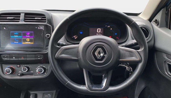 2022 Renault Kwid RXT 0.8, Petrol, Manual, 15,995 km, Steering Wheel Close Up