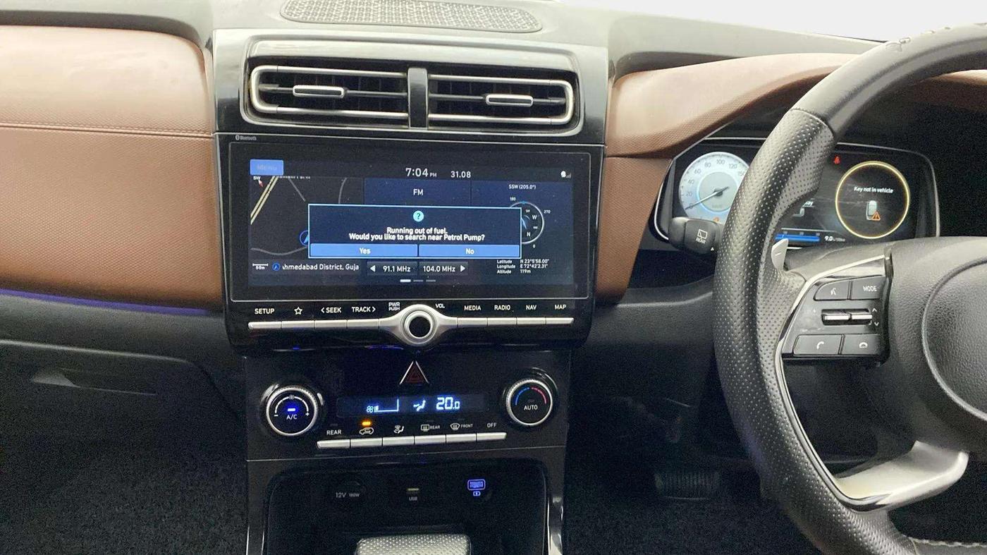 2021 Hyundai ALCAZAR PLATINUM(O) 6STR 1.5 AT, Diesel, Automatic, 1,01,870 km, Air Conditioner
