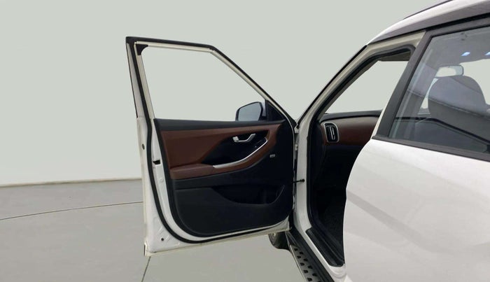 2021 Hyundai ALCAZAR PLATINUM(O) 6STR 1.5 AT, Diesel, Automatic, 1,01,006 km, LHS Front Door