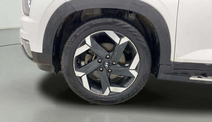 2021 Hyundai ALCAZAR PLATINUM(O) 6STR 1.5 AT, Diesel, Automatic, 1,01,006 km, Left Front Wheel