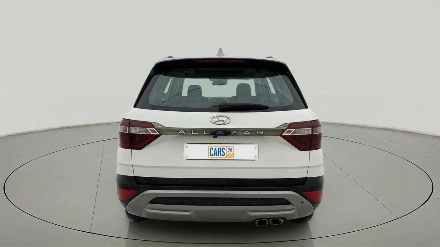 2021 Hyundai ALCAZAR PLATINUM(O) 6STR 1.5 AT, Diesel, Automatic, 1,01,870 km, Back/Rear