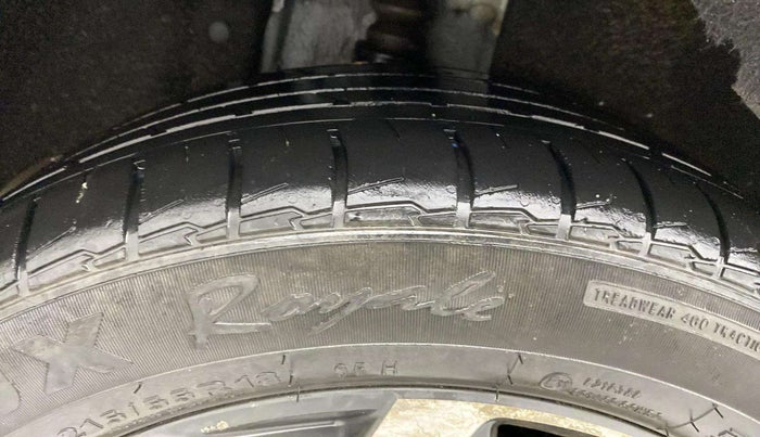 2021 Hyundai ALCAZAR PLATINUM(O) 6STR 1.5 AT, Diesel, Automatic, 1,01,006 km, Right Rear Tyre Tread