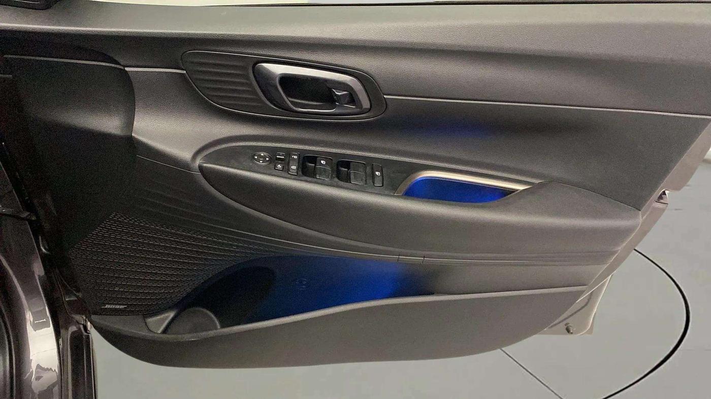 2020 Hyundai NEW I20 ASTA (O) 1.0 TURBO GDI DCT, Petrol, Automatic, 47,869 km, Driver Side Door Panels Control