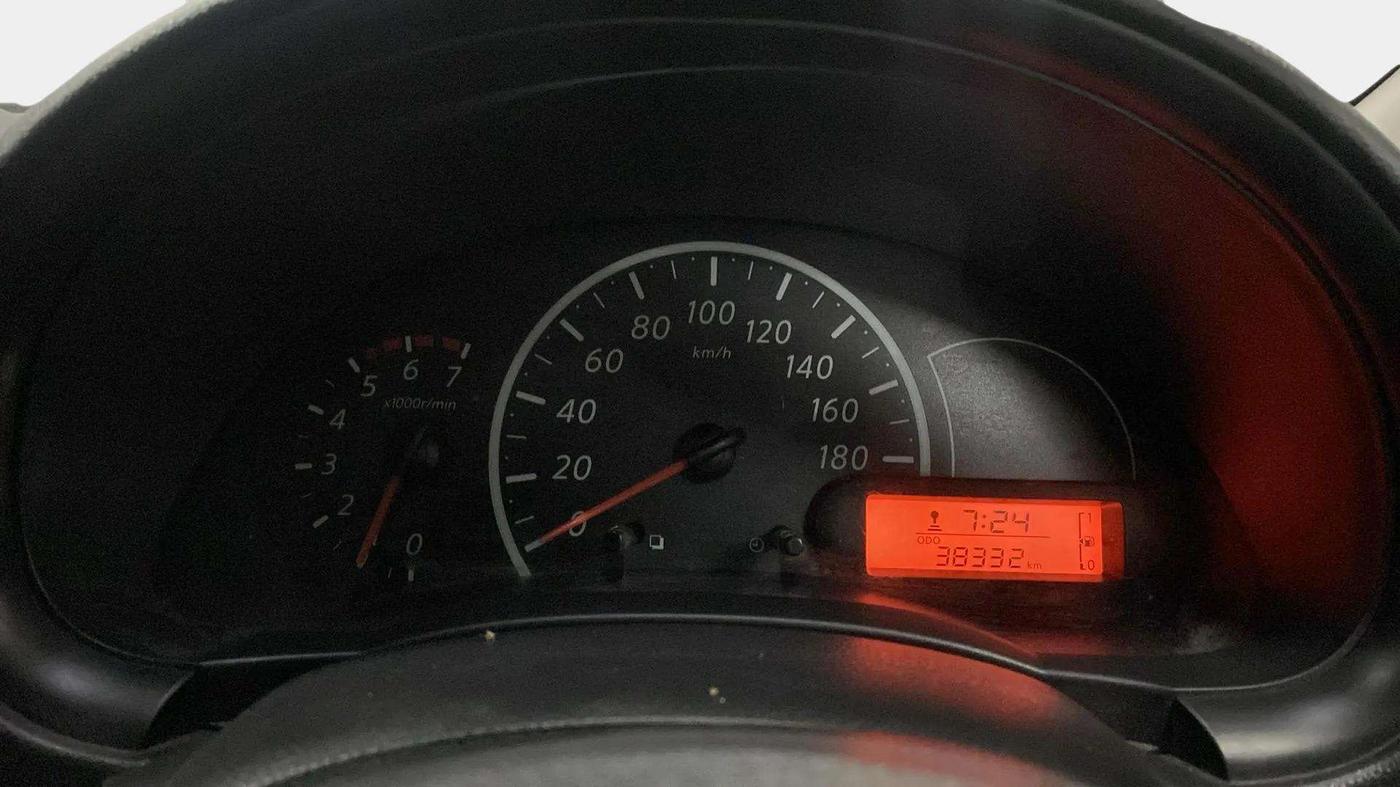 2016 Nissan Micra Active XV, Petrol, Manual, 38,302 km, Odometer Image