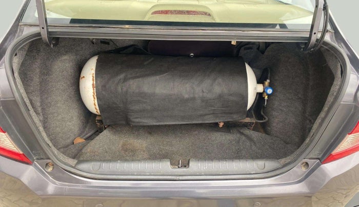 2020 Honda Amaze 1.2L I-VTEC S, CNG, Manual, 57,083 km, Boot Inside