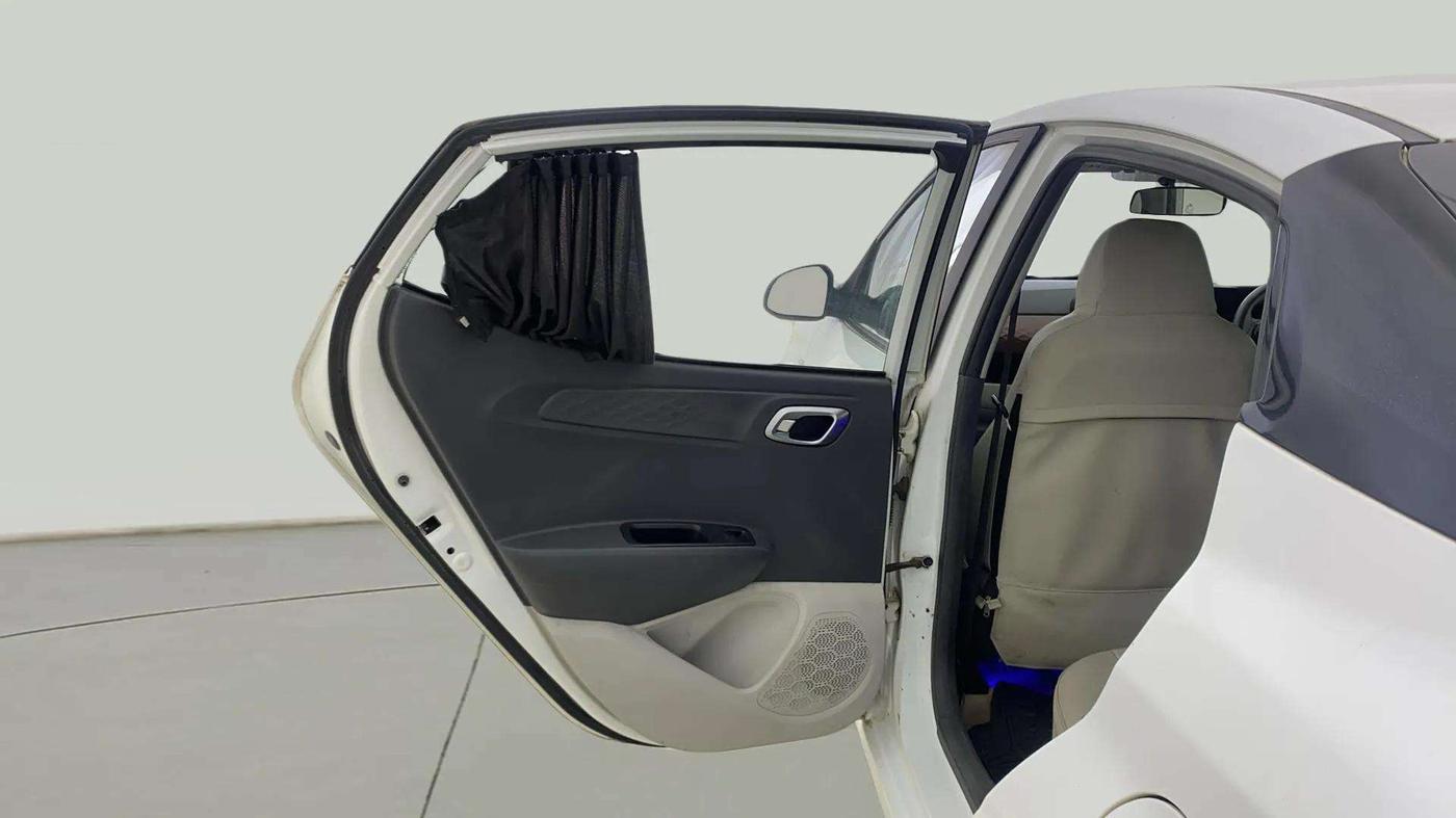 2020 Hyundai AURA SX PLUS 1.2 AMT CRDI, Diesel, Automatic, 58,646 km, LHS Rear Door