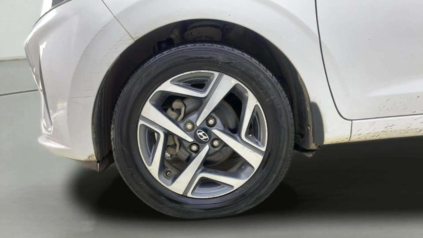 2020 Hyundai AURA SX PLUS 1.2 AMT CRDI, Diesel, Automatic, 58,646 km, Left Front Wheel