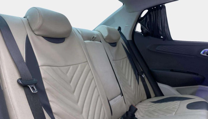 2020 Hyundai AURA SX PLUS 1.2 AMT CRDI, Diesel, Automatic, 57,572 km, Right Side Rear Door Cabin