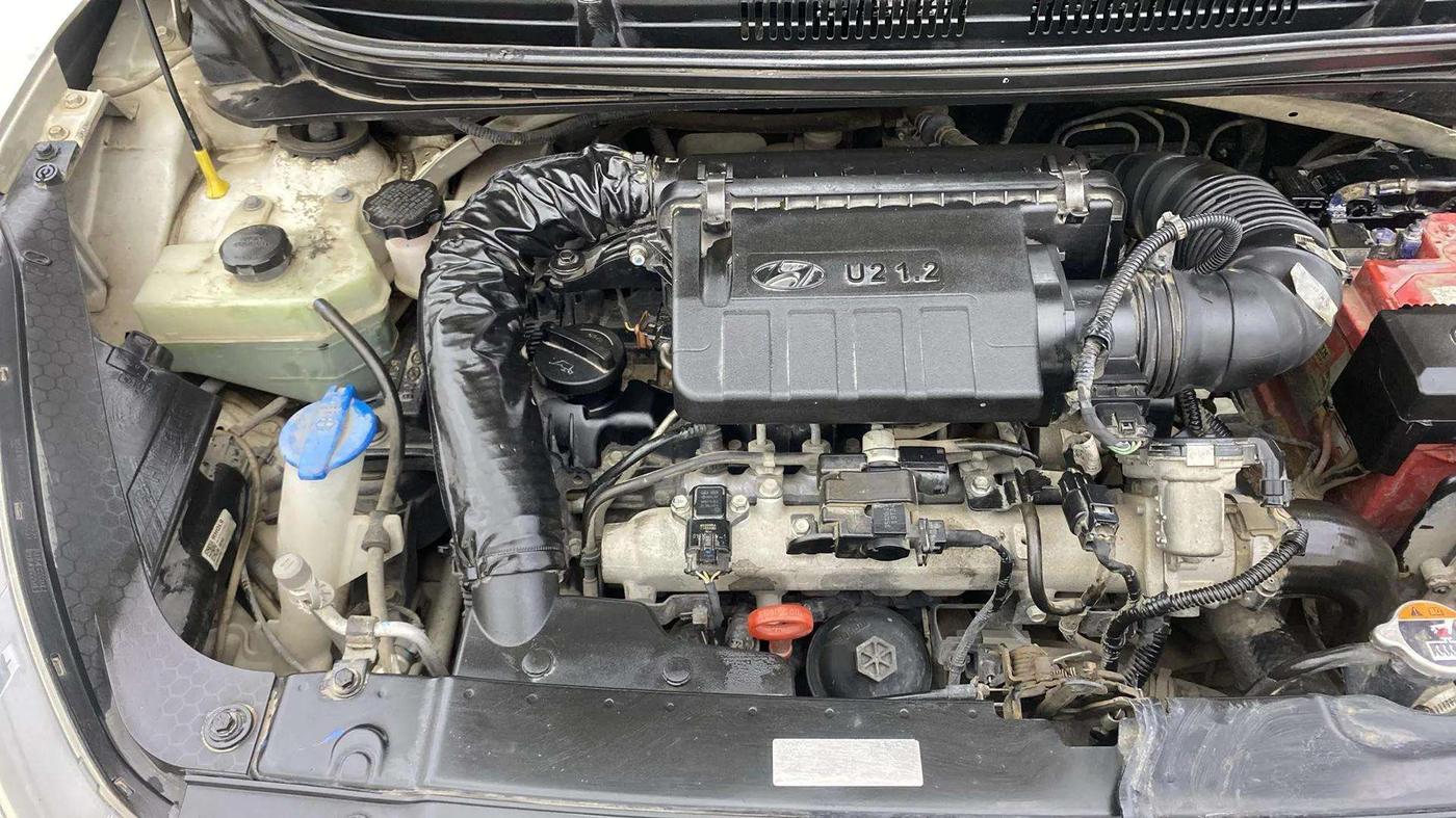 2020 Hyundai AURA SX PLUS 1.2 AMT CRDI, Diesel, Automatic, 58,646 km, Engine View - Right