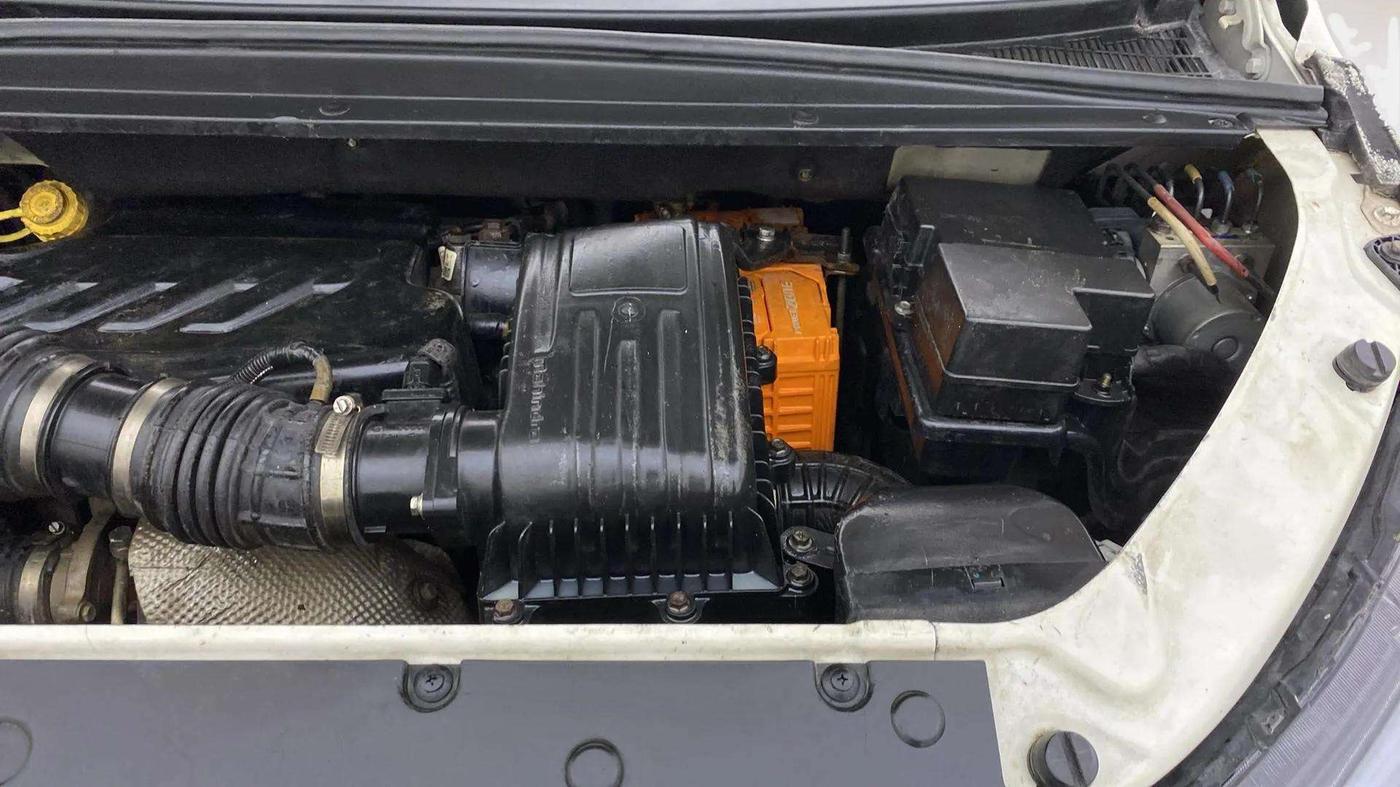 2018 Mahindra MARAZZO M2 7STR, Diesel, Manual, 1,21,208 km, Engine View - Left