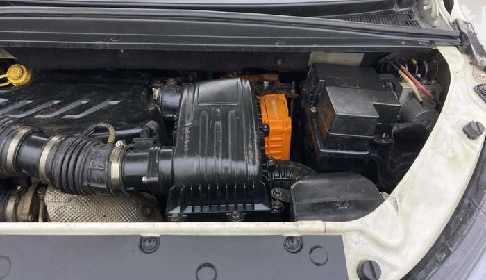 2018 Mahindra MARAZZO M2 7STR, Diesel, Manual, 1,21,208 km, Engine View - Left