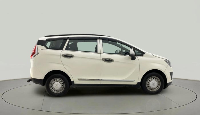2018 Mahindra MARAZZO M2 7STR, Diesel, Manual, 1,21,208 km, Right Side View