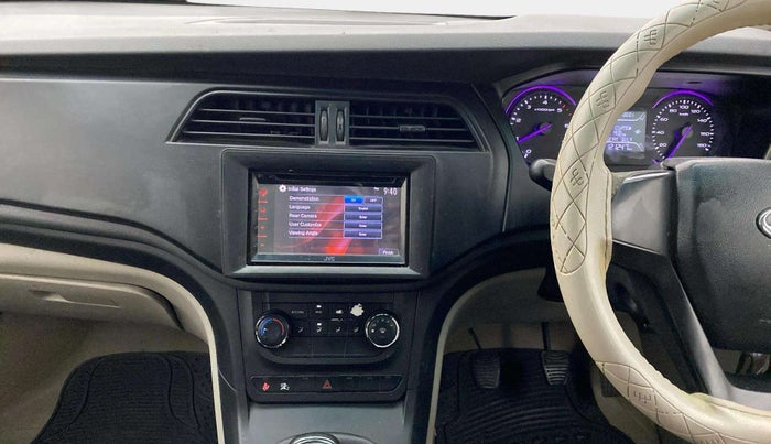2018 Mahindra MARAZZO M2 7STR, Diesel, Manual, 1,21,208 km, Air Conditioner