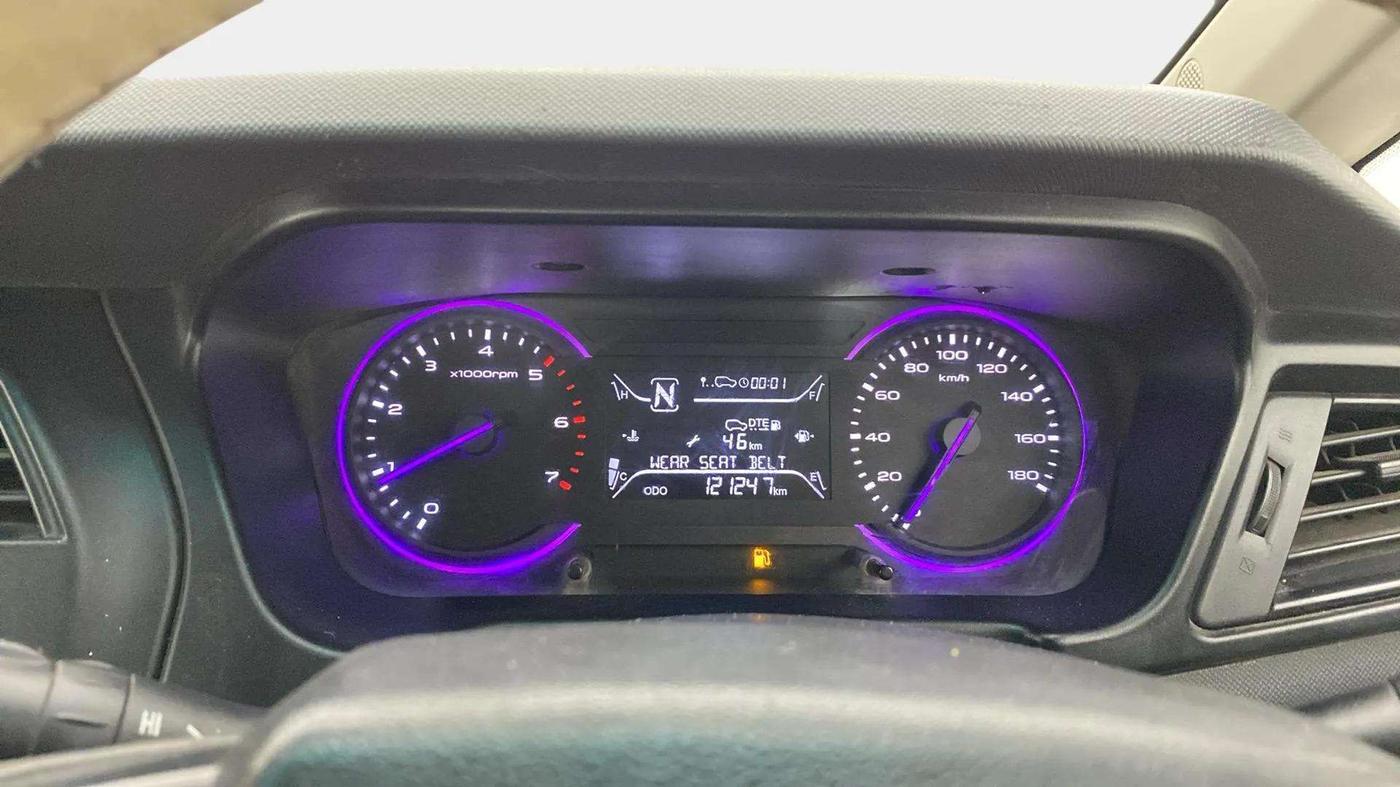 2018 Mahindra MARAZZO M2 7STR, Diesel, Manual, 1,21,208 km, Odometer Image
