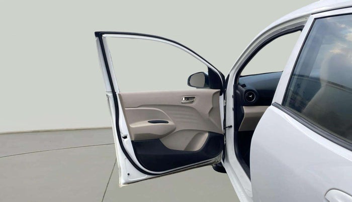2018 Hyundai NEW SANTRO SPORTZ AMT, Petrol, Automatic, 39,361 km, LHS Front Door