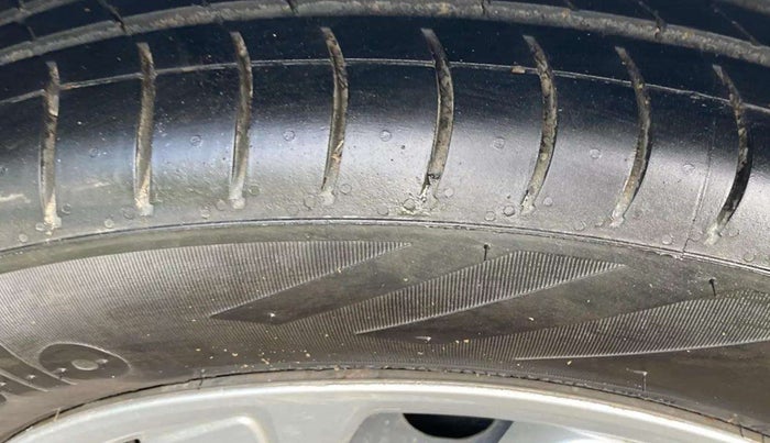 2018 Hyundai NEW SANTRO SPORTZ AMT, Petrol, Automatic, 39,361 km, Left Front Tyre Tread