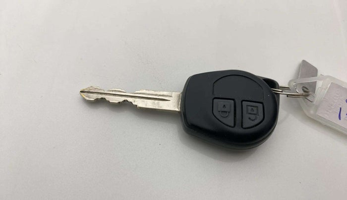 2017 Maruti Swift LXI (O), Petrol, Manual, 51,940 km, Key Close Up