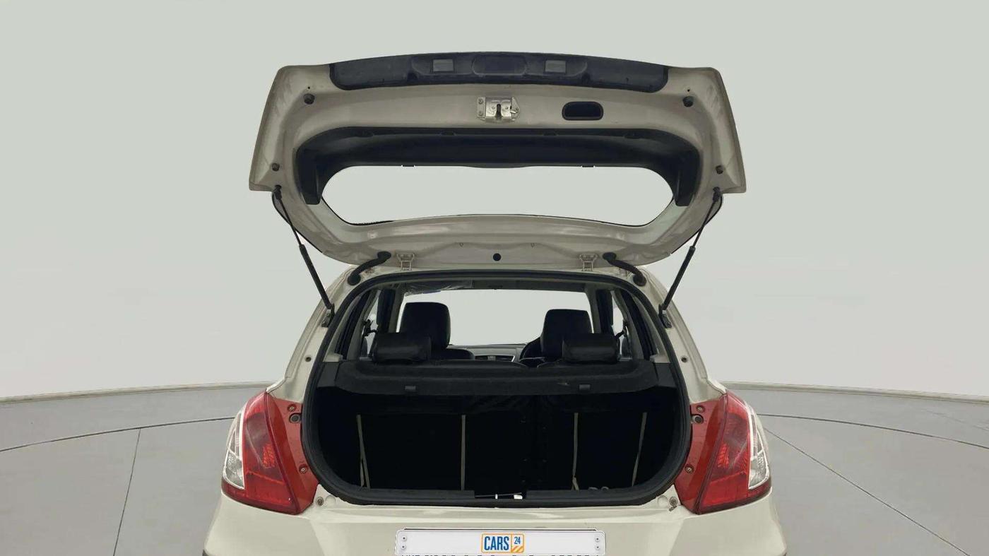 2017 Maruti Swift LXI (O), Petrol, Manual, 51,940 km, Boot Open Zoomed View
