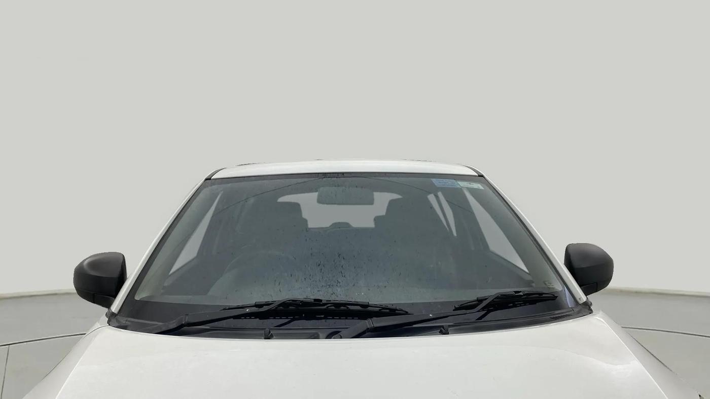 2017 Maruti Swift LXI (O), Petrol, Manual, 51,940 km, Front Windshield