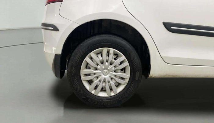 2017 Maruti Swift LXI (O), Petrol, Manual, 51,940 km, Right Rear Wheel