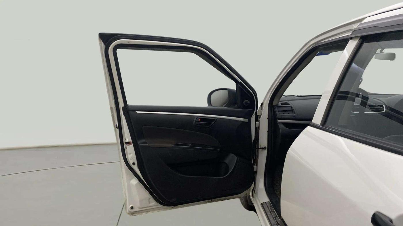 2017 Maruti Swift LXI (O), Petrol, Manual, 51,940 km, LHS Front Door