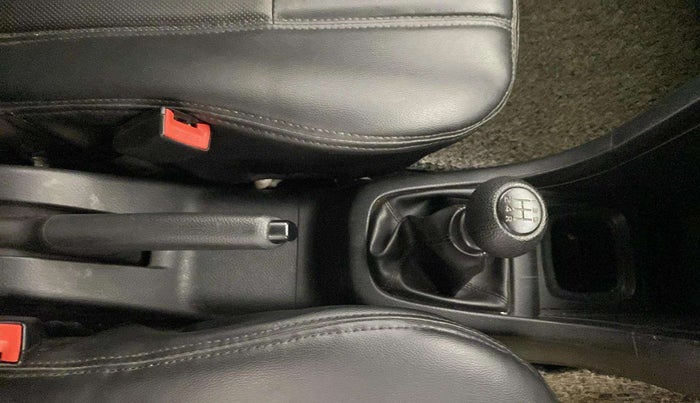 2017 Maruti Swift LXI (O), Petrol, Manual, 51,940 km, Gear Lever