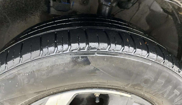 2020 Hyundai VENUE SX PLUS 1.0 TURBO DCT, Petrol, Automatic, 15,235 km, Left Front Tyre Tread