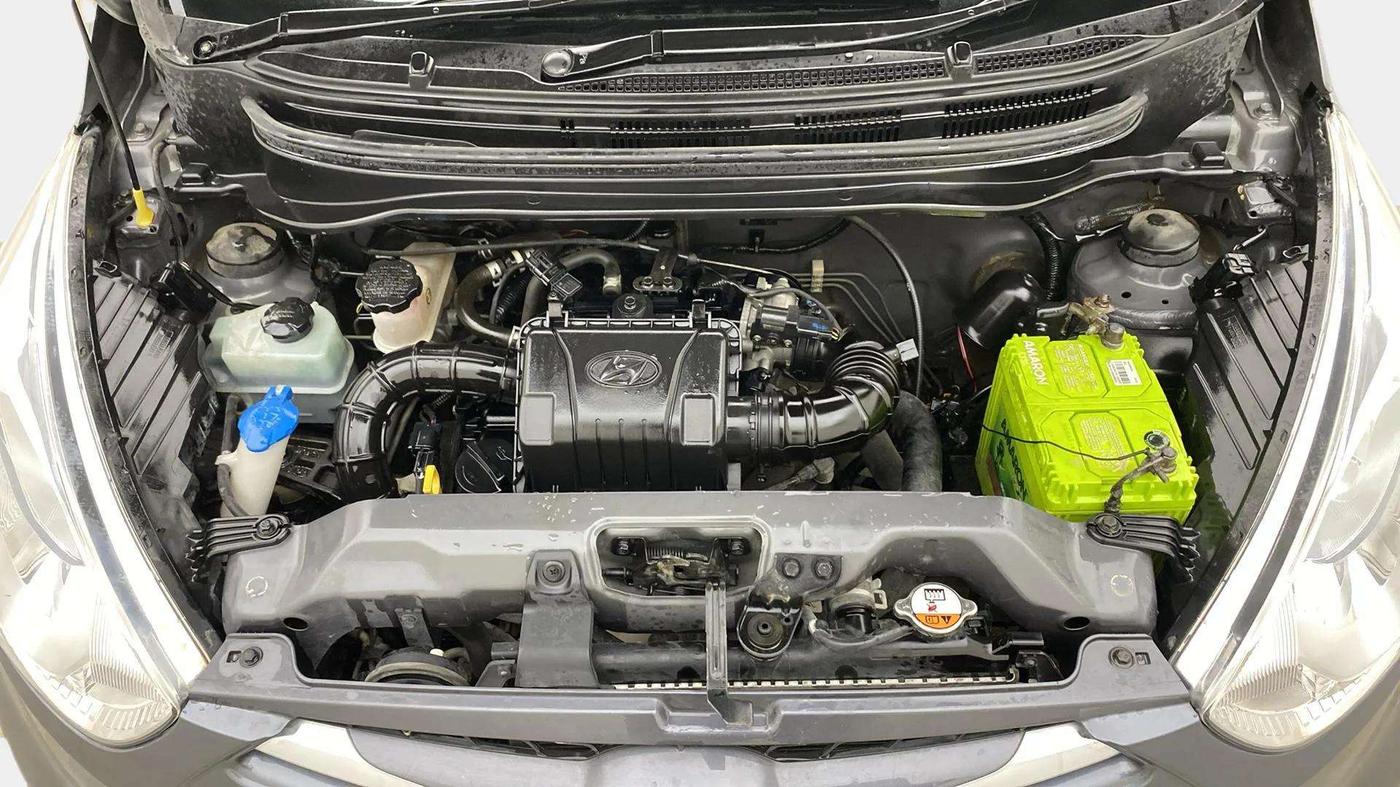 2018 Hyundai Eon ERA +, Petrol, Manual, 40,740 km, Engine View