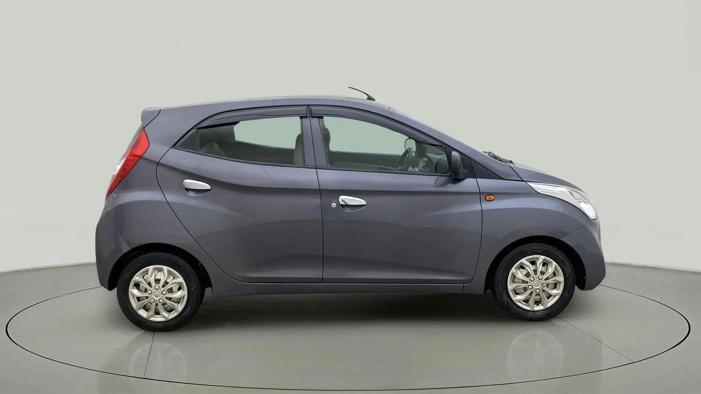2018 Hyundai Eon ERA +, Petrol, Manual, 40,740 km, Right Side View