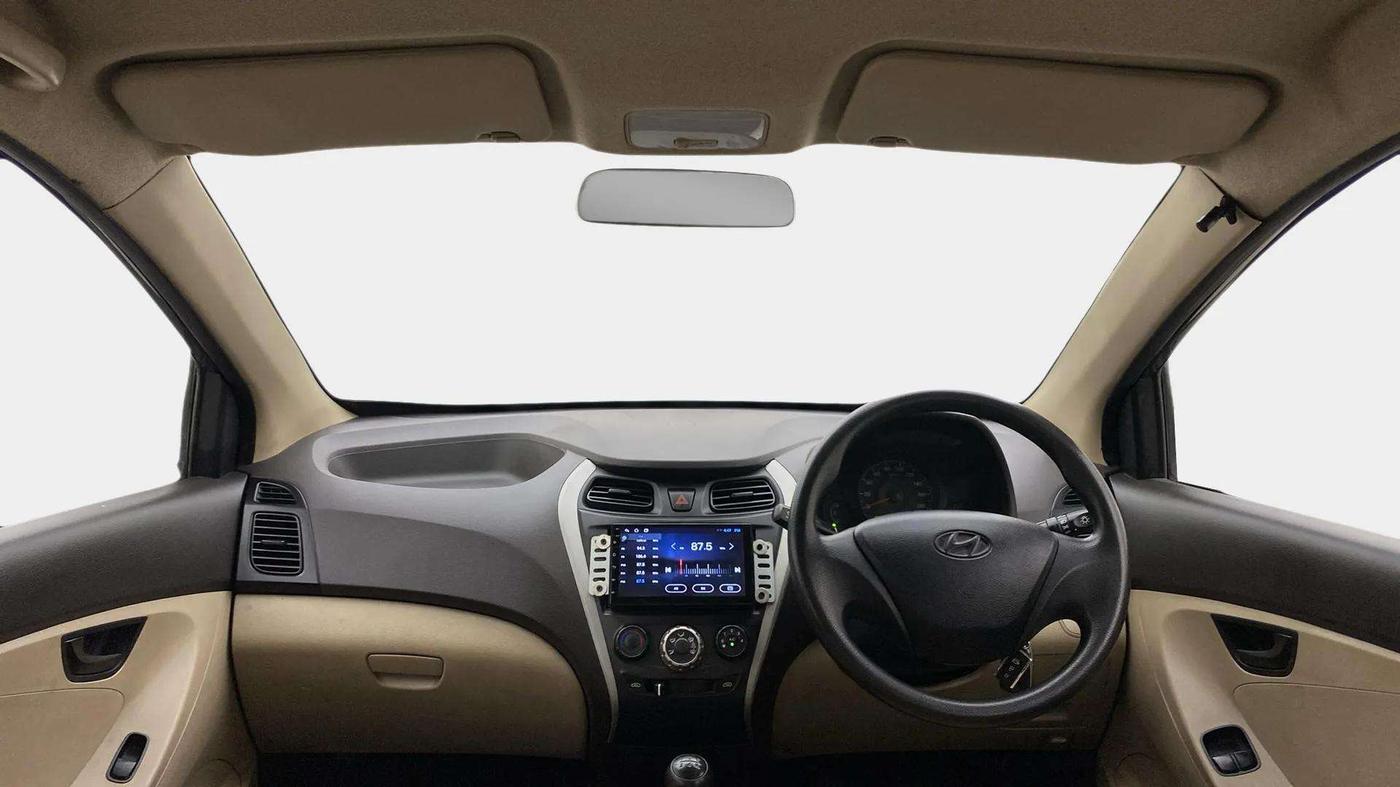 2018 Hyundai Eon ERA +, Petrol, Manual, 40,740 km, Dashboard