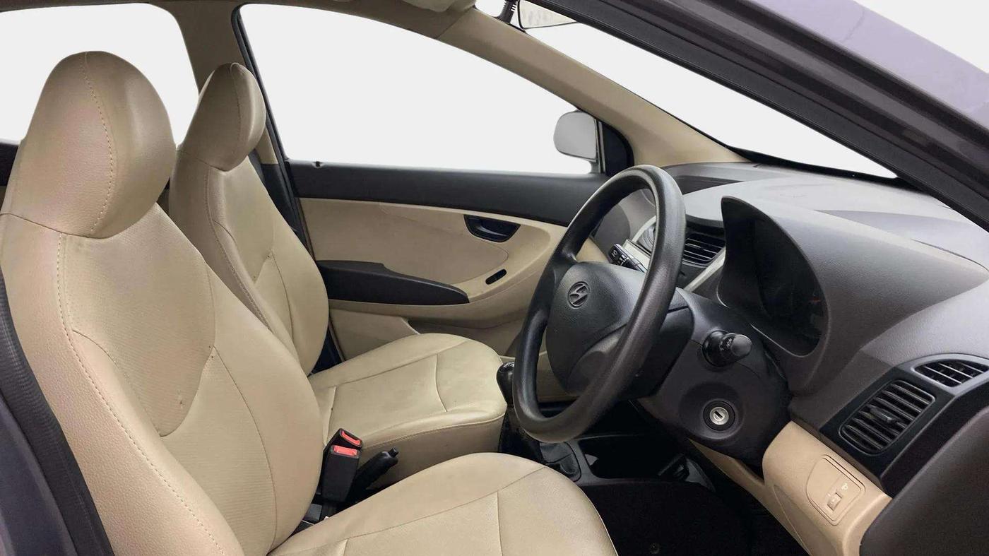 2018 Hyundai Eon ERA +, Petrol, Manual, 40,740 km, Right Side Front Door Cabin