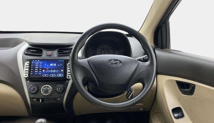2018 Hyundai Eon ERA +, Petrol, Manual, 40,740 km, Steering Wheel Close Up
