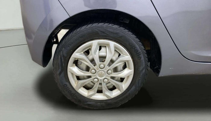 2018 Hyundai Eon ERA +, Petrol, Manual, 40,740 km, Right Rear Wheel