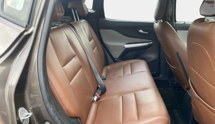 2022 Nissan MAGNITE XL, Petrol, Manual, 34,371 km, Right Side Rear Door Cabin